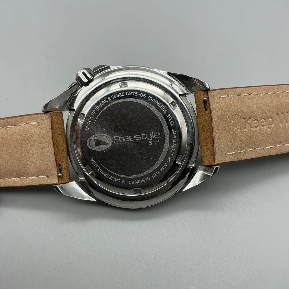 Freestyle Black Tip 2 Shark Mens Watch 43mm Yellow Dial 200m C275-05 New Battery